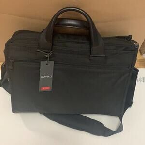 NWT TUMI‎ ALPHA 2 BLACK BAG